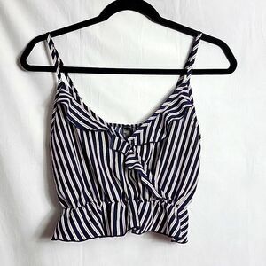 🖤 5/$20 🖤 I LOVE IT.. cropped, striped tank..